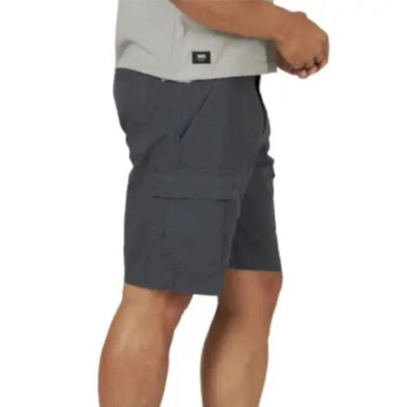 WRANGLER Five Star Premium Relaxed Fit Cargo Shorts, 48 Waist, New with Tag - Picture 4 of 10